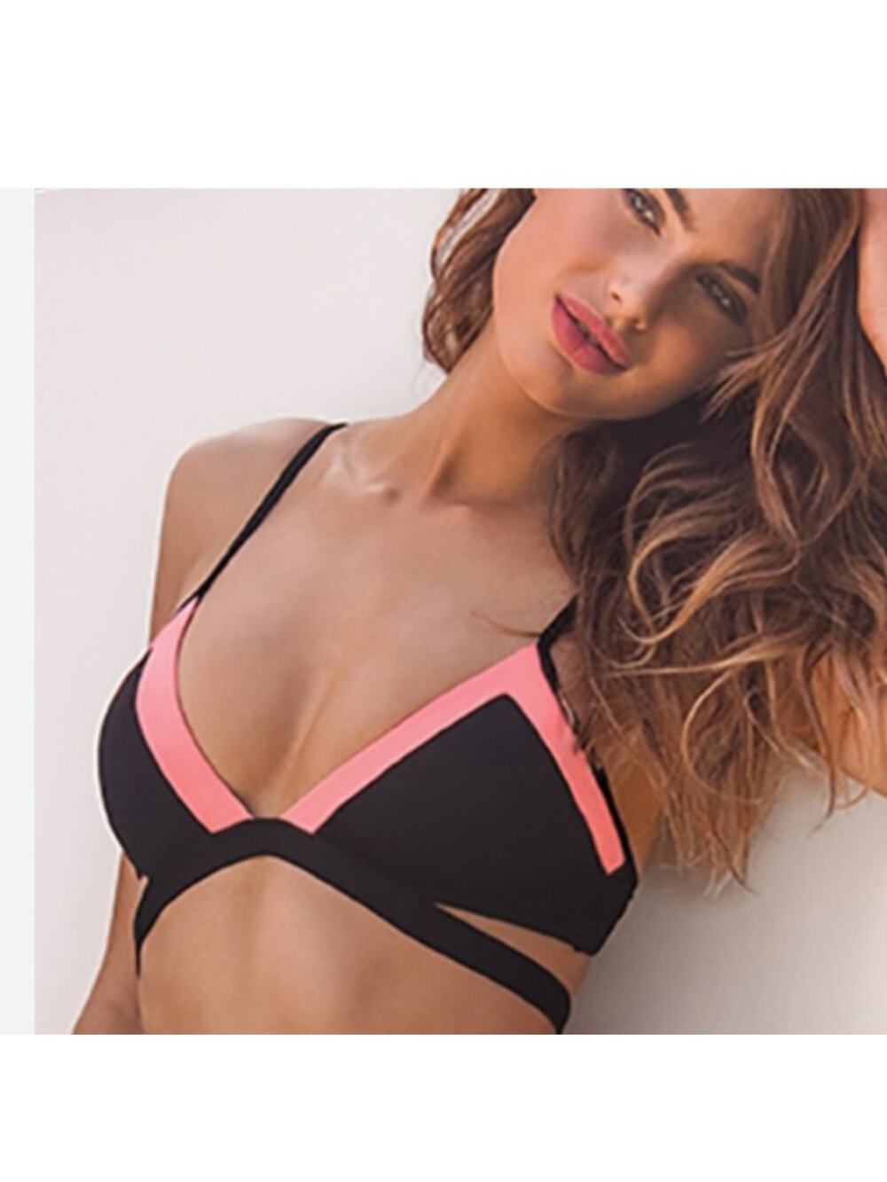 L*SPACE Platinum Bikini Top XS Black